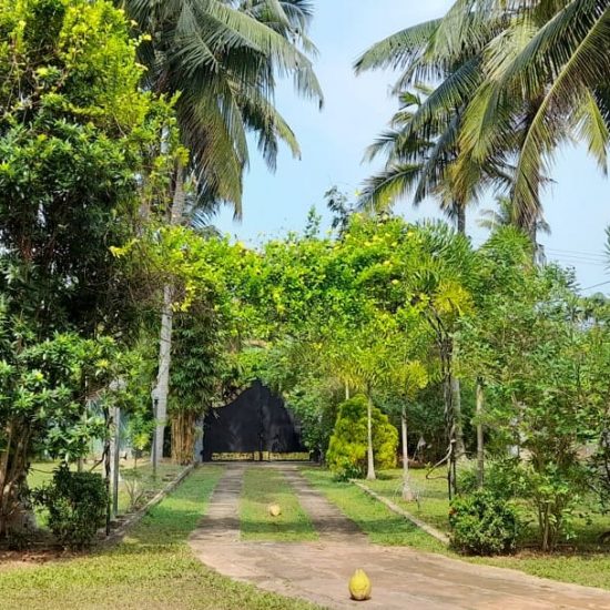 Aloka Sanna tuinhuis